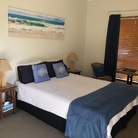Beachhouse Bed And Breakfast Ред-Клифф Экстерьер фото